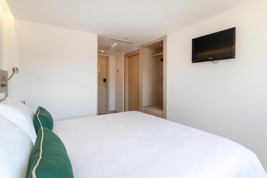 Halley Hotel & Apartments Affiliated By Melia Benidorm Eksteriør bilde